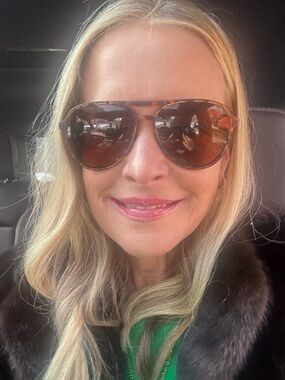 Meet your Posher, Christy